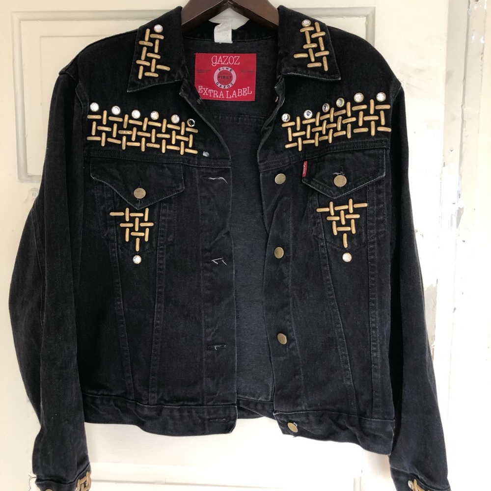 STUDDED DENIM JACKET